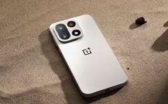 OnePlus 15 Küresel ile Çin modelinden farklı ne?