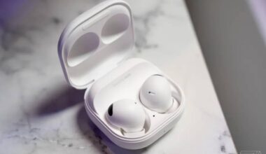 Samsung kulaklık sorununu çözdü!