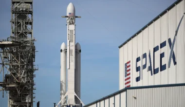 SpaceX piyasa değeri rekora koşuyor