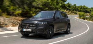 Yeni Mercedes-Benz GLB duyuruldu: İşte tasarımı