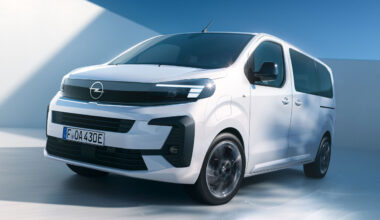 Yeni Opel Zafira ve Vivaro satışa çıktı