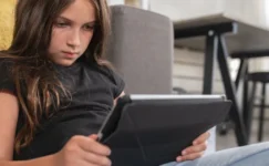 Çocuklar dijital dolandırıcıların hedefinde