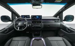 Hyundai STARIA Electric Tanıtıldı! İşte Özellikleri!