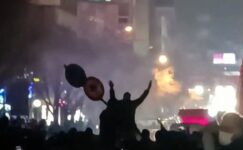 İran İnternetin Fişini Çekti!