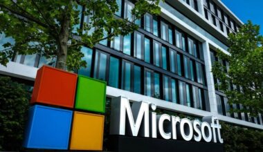Microsoft Harcıyor Yatırımcılar Korkuyor!