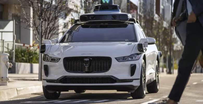 Sürücüsüz Taksiden Cinayete Teşebbüs!