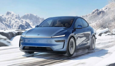 Tesla FSD için Tartışılan Değişiklik!