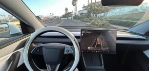 Tesla: Hedef 16 Milyar Kilometre Veri!