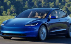 Tesla Otopilot Sistemi Artık Ücretli!