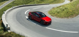 Yeni Tesla Model Y 657 KM Menzil ile Satışa Çıktı