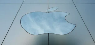 Apple 50. Yıl Kutlamalarına Hazırlanıyor!