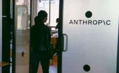 Elon Musk Bu Sefer de Anthropic’e Salladı: İnsan Düşmanı!