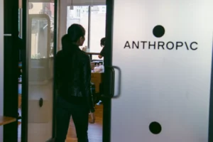 Elon Musk Bu Sefer de Anthropic’e Salladı: İnsan Düşmanı!