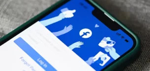 Facebook Yapay Zeka ile Yenileniyor