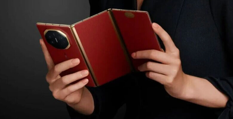 Huawei Katlanabilir Telefonda Lider