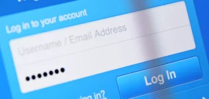 Milyarlarca E-Posta Çalındı!