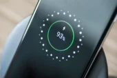 Samsung’un Yeni Kablosuz Şarj Standı Ortaya Çıktı