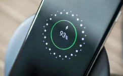 Samsung’un Yeni Kablosuz Şarj Standı Ortaya Çıktı