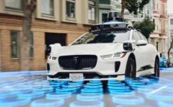 Sürücüsüz Taksiler Dünyaya Açılıyor!