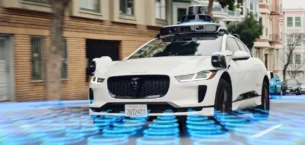 Sürücüsüz Taksiler Dünyaya Açılıyor!