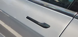 Tesla Üzgün: Gizli Kapı Kollarına Yasak Geliyor