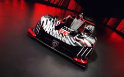 Yeni Peugeot 9X8 Efsanevi GTi Ruhuyla Pistlere Çıkıyor!