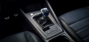 Düz Vites Yalan Oluyor! BMW ve Mercedes Üretimi Durdurdu!