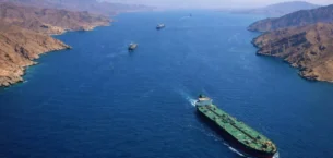 Hürmüz Boğazı’nda Sinyal Bozucu Krizi! Küresel Ticaret Tehlikede!