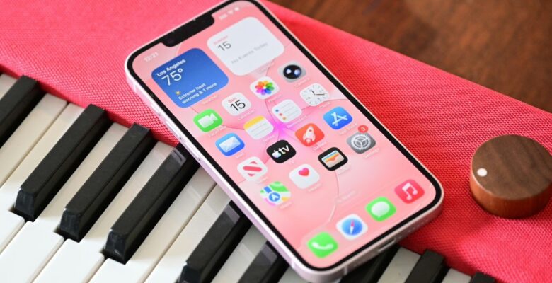 iPhone 19e ProMotion Ekranla Gelebilir!