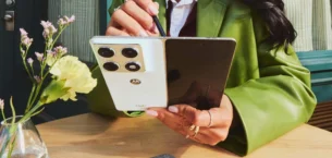 Motorola Razr Fold MWC 2026’da Sahneye Çıktı!