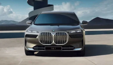 Yeni BMW 7 Serisi Kendini Gösterdi