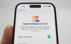 Bağımsız Siri Uygulaması Sızdırıldı: iOS 27 ile Geliyor!