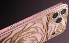 Caviar’dan Göz Kamaştıran iPhone 17 Pro Rose Collection
