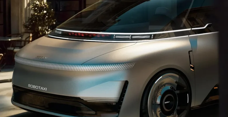 Çin’in İlk Robotaksisi Tanıtıldı!