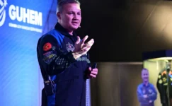 Gezeravcı, GUHEM’de uzay yolculuğunu anlattı