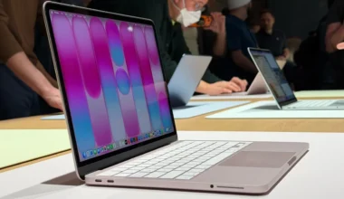 MacBook Neo Satışları Rekor Kırıyor: Stok Yok!