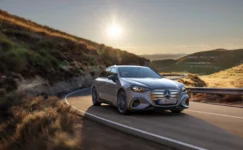 Mercedes-Benz Tamamen Elektrikli Yeni C-Serisi’ni Tanıttı!