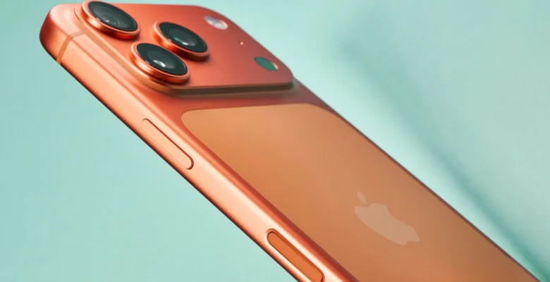 Yeni iPhone Sıvı Cam Ekran Teknolojisi ile Geliyor