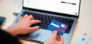 Amazon Ürünlerin Bir Yıl Önceki Fiyatlarını Gösteriyor