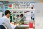 AstraZeneca ve OMP, 2026 Gartner Tedarik Zinciri Sempozyumu/Xpo™’da karar odaklı değişim hızını anlatacak