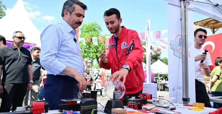 Bursa Yıldırım’da bilim ve teknoloji rüzgarı