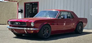 Ford Mustang’i Tesla’ya Dönüştürdüler: FSD Aktif