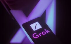 Grok Apple CarPlay’e Geliyor