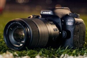 Gümrükte İmha Edildiği İddia Edilen Fotoğraf Makinesi Olayı Ne?