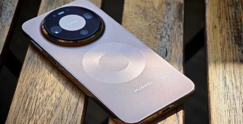 Huawei Yeni Amiral Gemileri için 7.000 mAh Batarya Test Ediyor