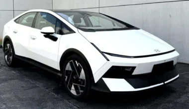 Hyundai’nin Elektrikli Hatchback’i Ioniq V Tanıtıldı