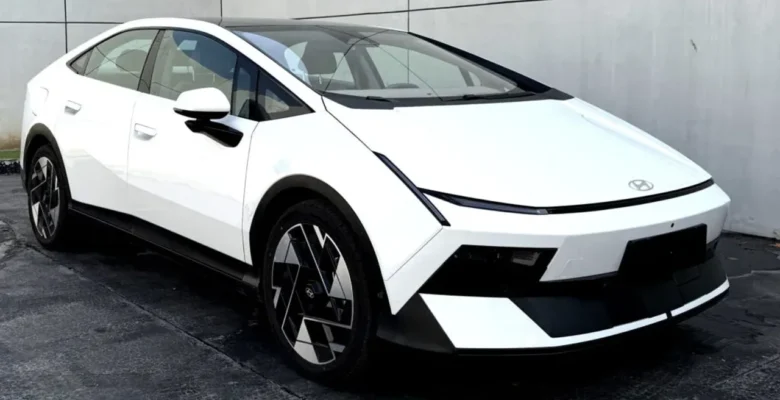 Hyundai’nin Elektrikli Hatchback’i Ioniq V Tanıtıldı