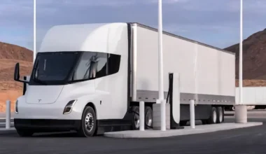 Tesla’dan Elektrikli Tırlar için Ucuz Şarj Cihazı
