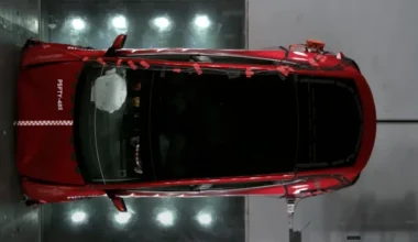 Tesla’dan Hayat Kurtaran Yazılım Güncellemesi