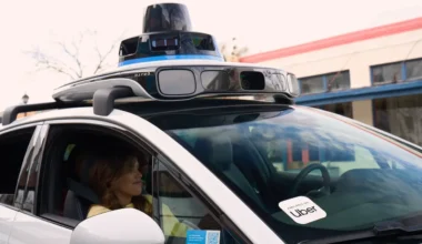 Uber Otonom Sürüş için Sürücülerden Veri Toplayacak